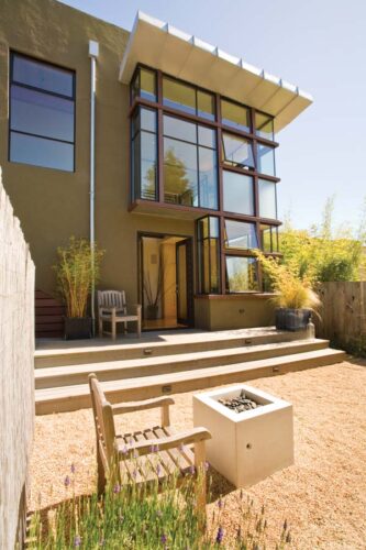 Soak Up the Sun: A Solar-Powered Home in Berkeley, California